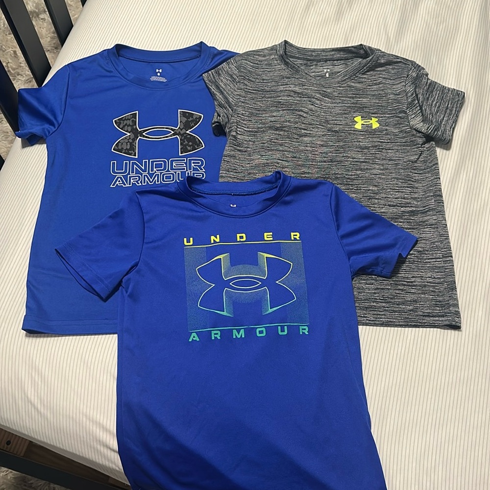 Under Armour Athletic shirt bundle, boys 6